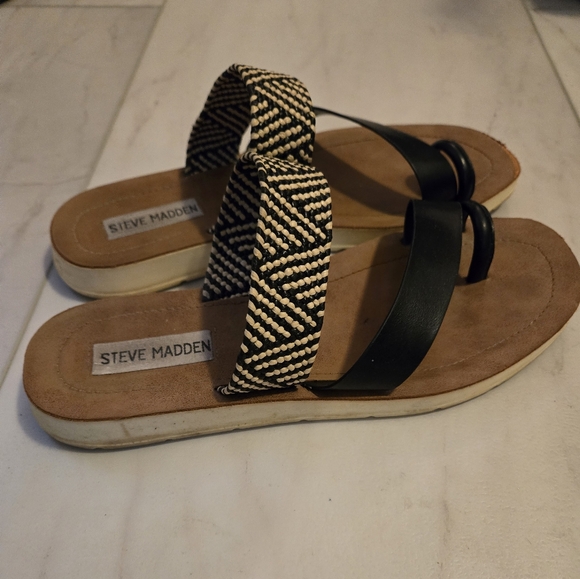 Steve Madden Women's Sandals - Picture 3 of 4